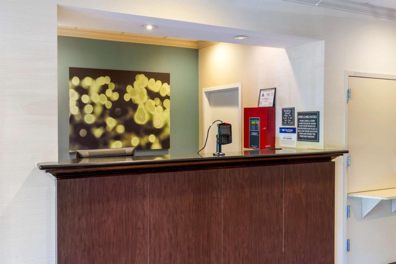 Best Western Plus Cary - Nc State Exterior photo
